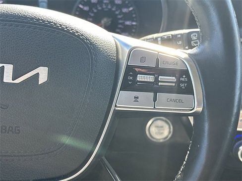 Used 2022 Kia Telluride EX w/ EX Premium Package image 26