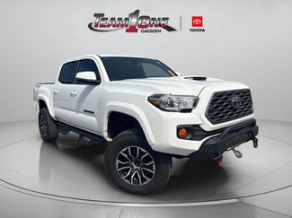 Used 2020 Toyota Tacoma TRD Sport AWD/4WD video 1