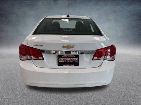 Used 2016 Chevrolet Cruze LS FWD image 8