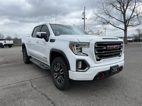Used 2019 GMC Sierra 1500 AT4 w/ AT4 Premium Package image 4