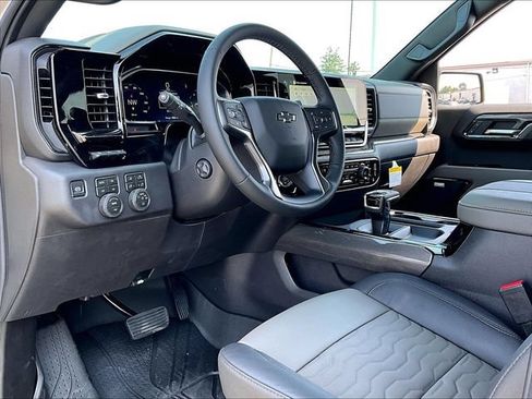 New 2026 Chevrolet Silverado 1500 ZR2 AWD/4WD image 8