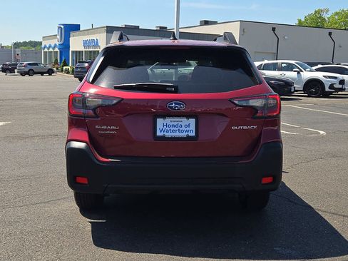 Used 2024 Subaru Outback Premium AWD/4WD image 6