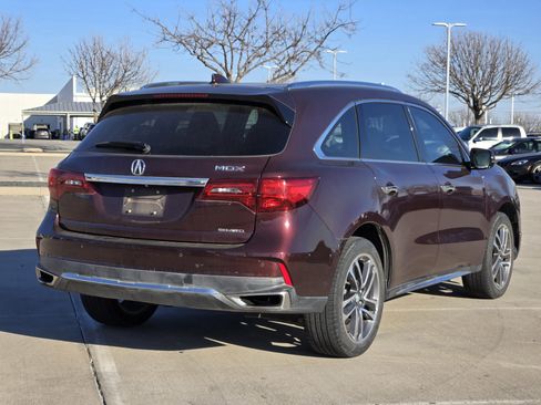Used 2017 Acura MDX SH-AWD w/ Advance Package image 3