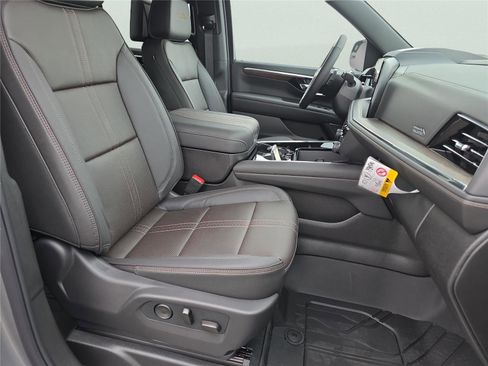 New 2026 Chevrolet Tahoe High Country image 36