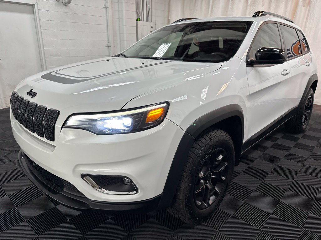 Used 2022 Jeep Cherokee Latitude AWD/4WD image 4