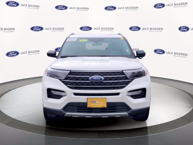 Certified 2023 Ford Explorer XLT w/ Equipment Group 202A AWD/4WD image 8
