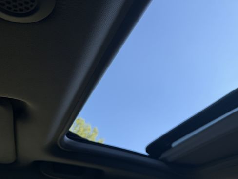 Used 2016 Chevrolet Impala LTZ image 30