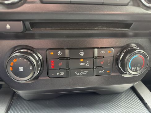 Used 2018 Ford F150 XLT w/ Equipment Group 302A Luxury AWD/4WD image 21