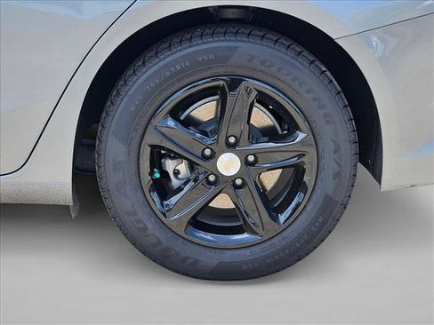 Used 2023 Chevrolet Malibu LS FWD image 19