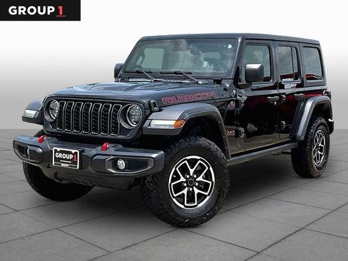 Used 2024 Jeep Wrangler Unlimited Rubicon w/ Convenience Group AWD/4WD image 1
