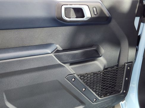 New 2025 Ford Bronco Heritage Edition image 16