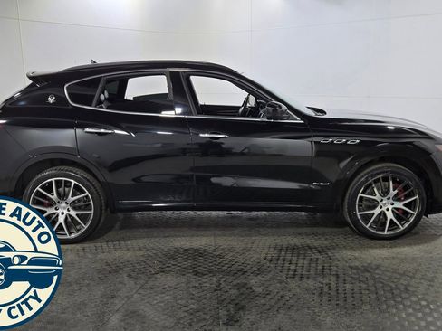 Used 2018 Maserati Levante S GranSport AWD/4WD image 8