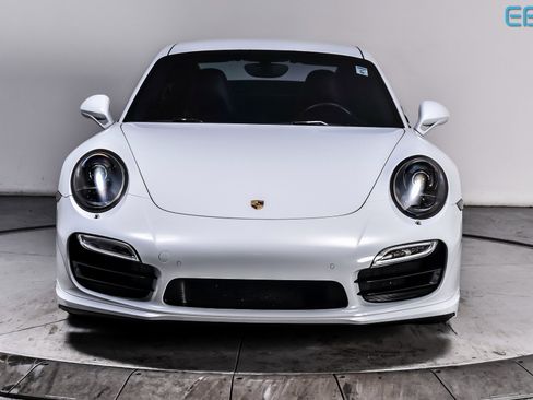 Used 2015 Porsche 911 Turbo image 8