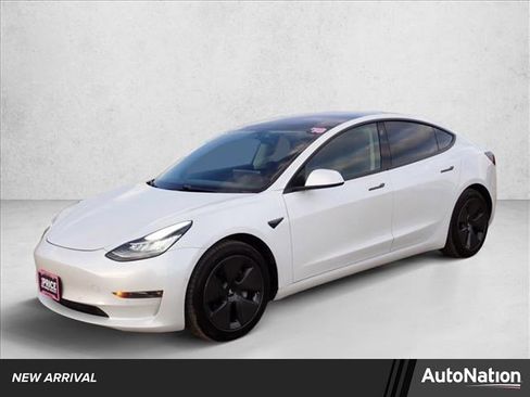 Used 2018 Tesla Model 3 Long Range image 1