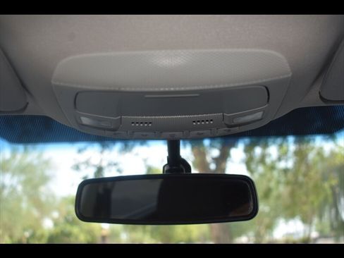 Used 2018 Ford Edge SEL FWD image 32