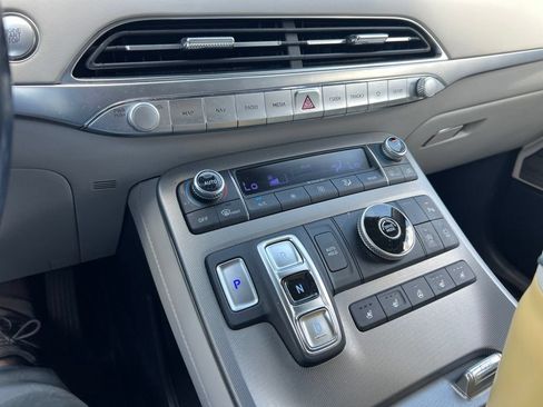 Used 2021 Hyundai Palisade Limited FWD image 7