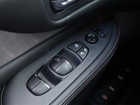 Certified 2024 Nissan Murano SL image 20