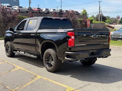 Used 2022 Chevrolet Silverado 1500 Custom Trail Boss w/ Safety Confidence Package AWD/4WD image 6
