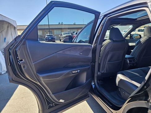 Used 2023 Lexus RX 500h F Sport w/ Accessory Package (2T) AWD/4WD image 16