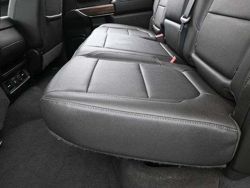 Used 2019 Chevrolet Silverado 1500 LT w/ All-Star Edition AWD/4WD image 31
