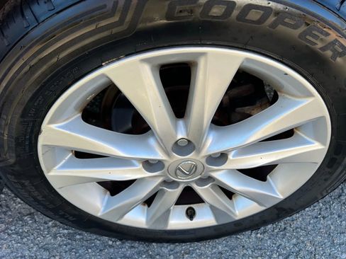 Used 2011 Lexus ES 350 image 29