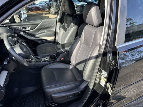 Used 2023 Subaru Forester Limited AWD/4WD image 14