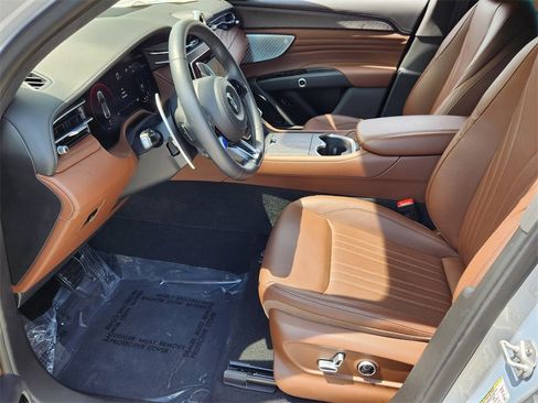 New 2024 Maserati Grecale GT image 6