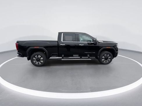 New 2026 GMC Sierra 2500 Denali w/ Denali Reserve Package image 9