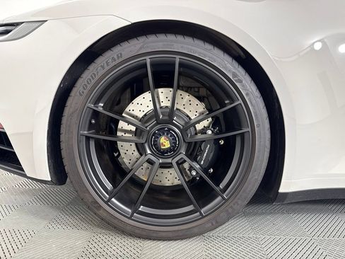 Certified 2024 Porsche 911 Carrera GTS RWD image 13