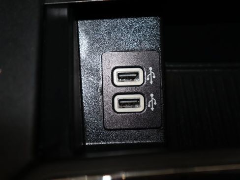 Used 2019 Ford F150 XLT w/ Equipment Group 302A Luxury AWD/4WD image 31