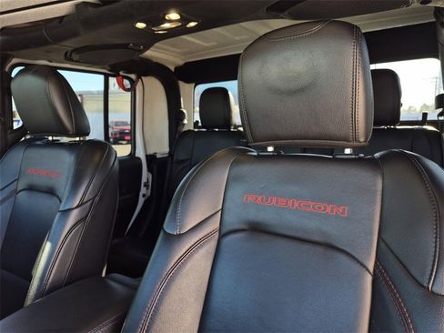 Used 2023 Jeep Gladiator Rubicon w/ LED Lighting Group image 29