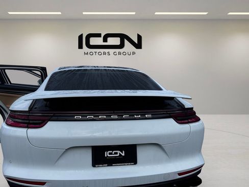 Used 2018 Porsche Panamera image 5