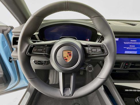 New 2026 Porsche Macan Electric RWD image 15