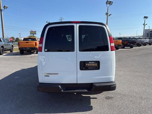 Used 2023 Chevrolet Express 3500 LS image 6