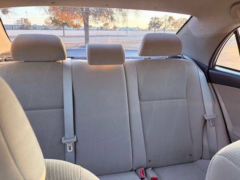 Used 2011 Toyota Corolla LE image 50