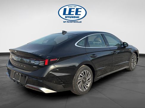 New 2026 Hyundai Sonata Limited FWD image 7