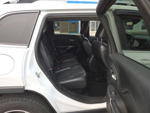 Used 2019 Jeep Cherokee Limited AWD/4WD image 51
