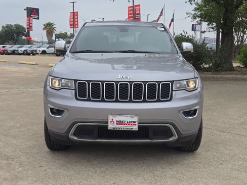 Used 2018 Jeep Grand Cherokee Limited AWD/4WD image 8