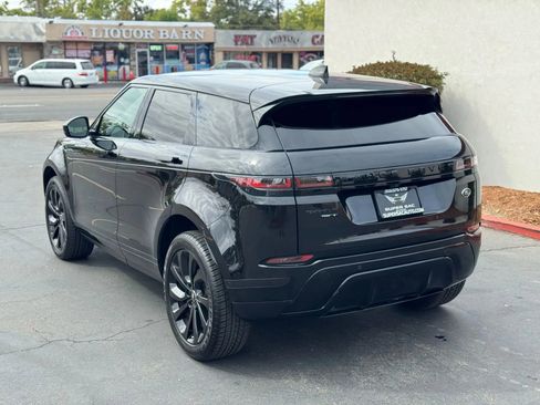 Used 2020 Land Rover Range Rover Evoque S image 4