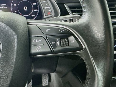 Used 2019 Audi Q7 3.0T Premium Plus w/ Premium Plus Package AWD/4WD image 19