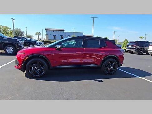 New 2026 Chevrolet Equinox EV RS image 17