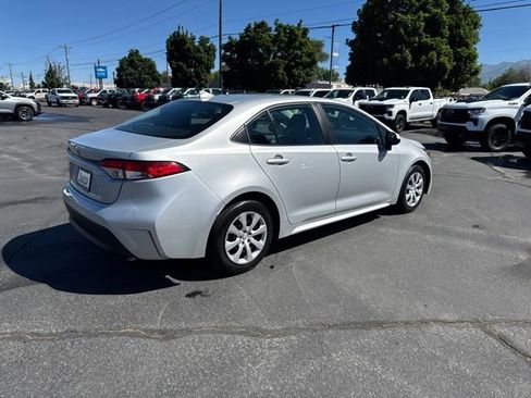Used 2024 Toyota Corolla LE FWD image 7