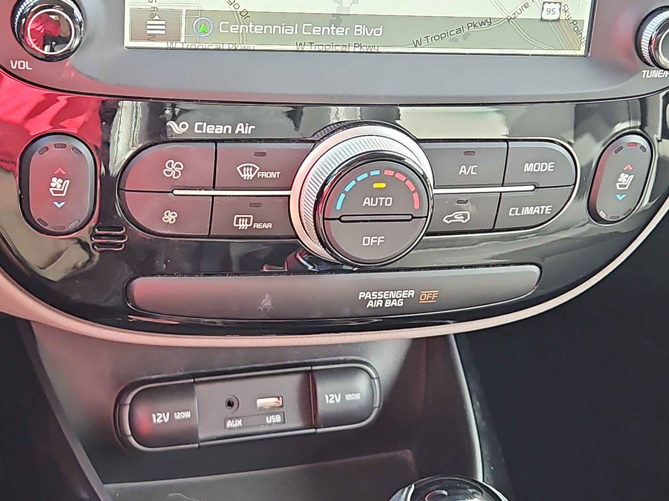 Used 2018 Kia Soul + w/ + Primo LIT Package FWD image 22