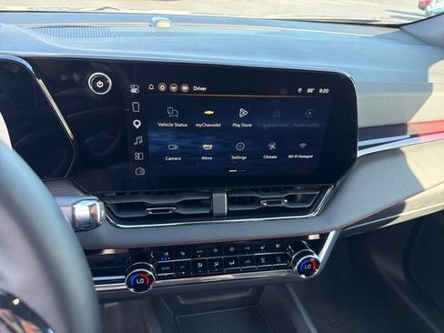 Certified 2025 Chevrolet Equinox RS w/ Safety and Technology Package AWD/4WD image 17