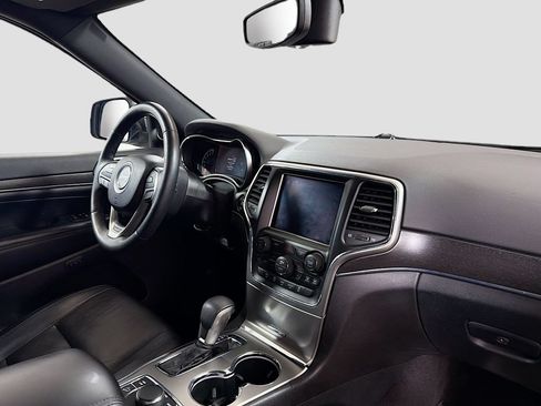 Used 2018 Jeep Grand Cherokee Limited AWD/4WD image 31