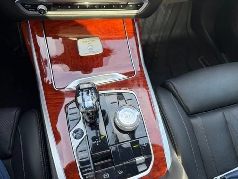Used 2021 BMW ALPINA XB7 AWD/4WD image 38