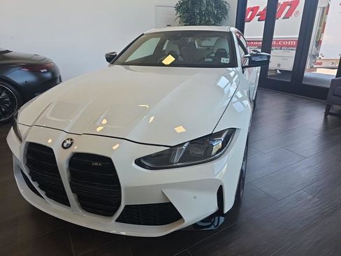 Used 2026 BMW M4 Coupe w/ Executive Package RWD image 2