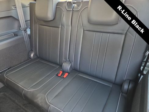 Used 2023 Volkswagen Tiguan SE R-Line FWD image 27