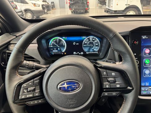 Used 2025 Subaru Forester Limited AWD/4WD image 18