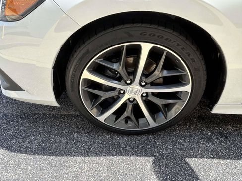 Certified 2024 Honda Civic Touring image 5